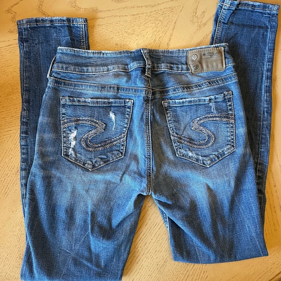 Suki Mid rise destruction skinnys - Picture 2 of 3